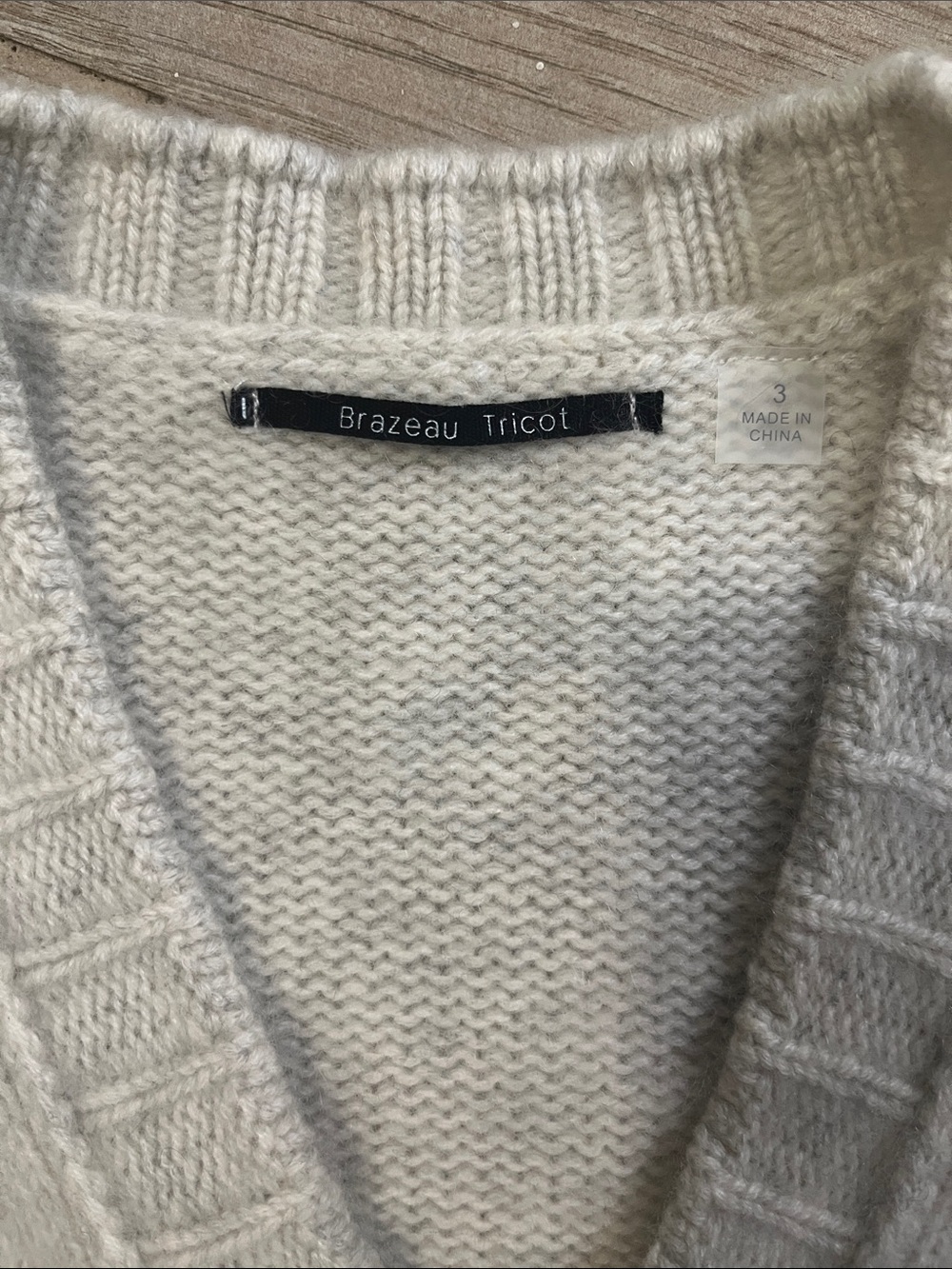 Brazeau Tricot Cashmere top - Picture 4 of 10